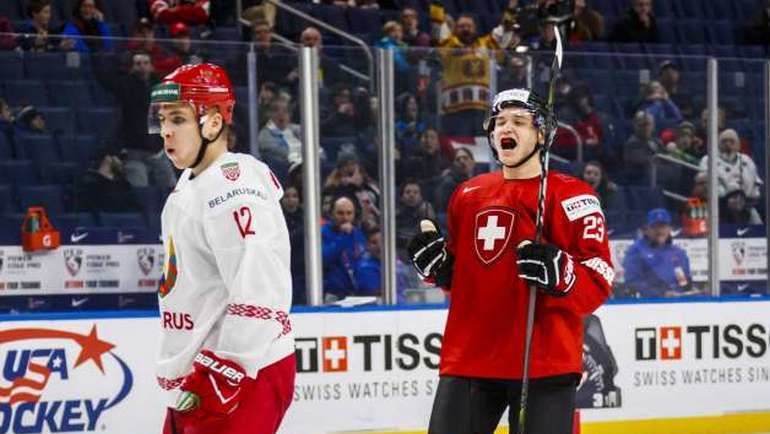 Филипп КУРАШЕВ празднует шайбу в ворота сборой Белоруссии. Фото chron.com Филипп КУРАШЕВ празднует шайбу в ворота сборой Белоруссии. Фото chron.com