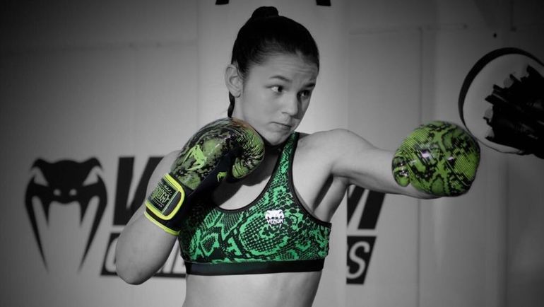 Дочь Фрэнка Мира - ИЗАБЕЛЛА. Дочь Фрэнка Мира - ИЗАБЕЛЛА.