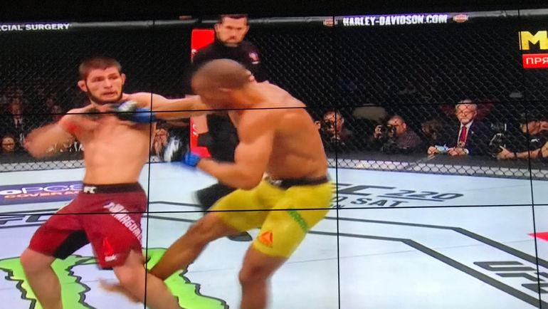 Хабиб НУРМАГОМЕДОВ - Эдсон БАРБОЗА. Хабиб НУРМАГОМЕДОВ - Эдсон БАРБОЗА.