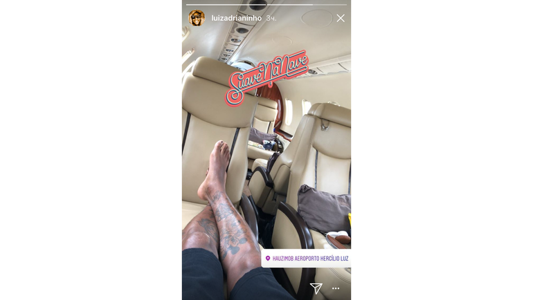 Луиз АДРИАНУ летит в Рио. Фото instagram.com/ Луиз АДРИАНУ летит в Рио. Фото instagram.com/