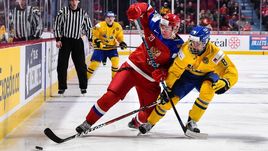 5 января 2017 года. Монреаль. Швеция – Россия – 1:2 ОТ. Расмус ДАЛИН (справа) против Якова ТРЕНИНА. На МЧМ-2018 у Далина есть шанс взять золото – в отличие от России.