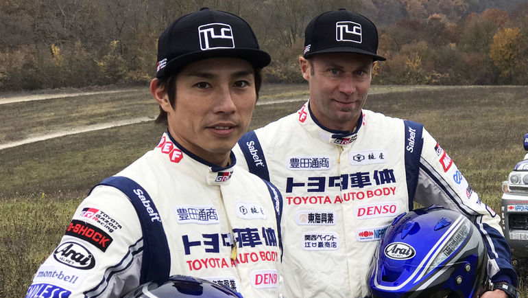 Акира МИУРА и Лорен ЛИХТЛОЙТЕР. Акира МИУРА и Лорен ЛИХТЛОЙТЕР.