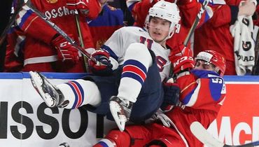 "По юниорам эта сборная России ни разу не проиграла США. Разве это слабый год?"