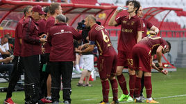 Курбан БЕРДЫЕВ оставляет в команде четырех легионеров, в том числе ГЕКДЕНИЗА Карадениза (№61) и Сердара АЗМУНА.