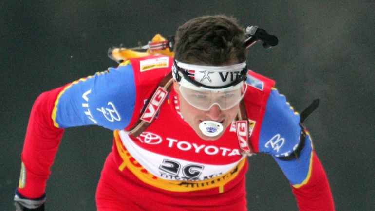 На первую гонку после рождения сына Фруде АНДЕРСЕН вышел с соской в зубах. Фото REUTERS На первую гонку после рождения сына Фруде АНДЕРСЕН вышел с соской в зубах. Фото REUTERS