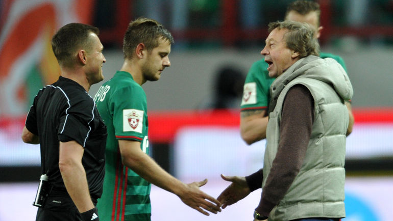 Тимофеей МАРГАСОВ (второй слева). Фото Алексей ИВАНОВ Тимофеей МАРГАСОВ (второй слева). Фото Алексей ИВАНОВ