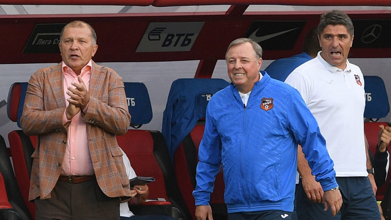 Григорий ИВАНОВ, Александр ТАРХАНОВ, Юрий МАТВЕЕВ (слева направо).