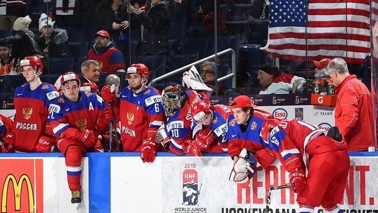 2 января. Баффало. США - Россия - 4:2. Разочарование российской молодежки после поражение в четвертьфинале чемпионата мира. Фото 2018.worldjunior.hockey 2 января. Баффало. США - Россия - 4:2. Разочарование российской молодежки после поражение в четвертьфинале чемпионата мира. Фото 2018.worldjunior.hockey
