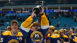 Буран, Коваленко-младший и вратарь с синими волосами. Все о Матче звезд МХЛ