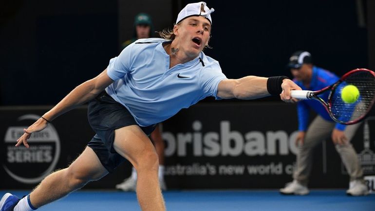 Денис ШАПОВАЛОВ. Фото AFP Денис ШАПОВАЛОВ. Фото AFP
