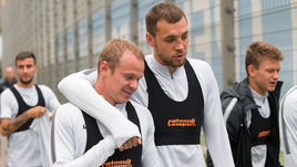 Александр АНЮКОВ (слева), Артем ДЗЮБА (в центре) и Олег ШАТОВ не летят с "Зенитом" в ОАЭ.