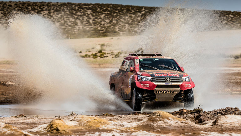 Toyota Hilux T1 Нассера Аль-Аттия. Toyota Hilux T1 Нассера Аль-Аттия.