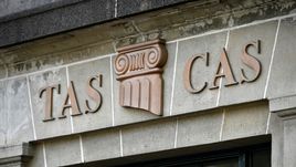 Две недели остается до момента, как будет сформирован состав наших спортсменов, которые выступят на Олимпиаде в Пхенчхане в статусе "олимпийских атлетов из России". При этом вопросы по участию в Играх почти полусотни наших "зимников" прояснит Спортивный арбитражный суд (CAS) в Лозанне.