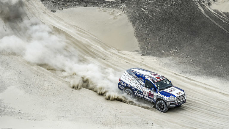 Экипаж #337 Акиры Миуры и Лорена Лихтлойтера. Экипаж #337 Акиры Миуры и Лорена Лихтлойтера.