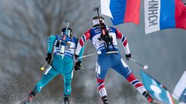 В этом сезоне россиянам пока не удается обойти звездных соперников. У мужчин вне конкуренции Мартен ФУРКАД (слева, с Эмилем Хегле СВЕНДСЕНОМ) и Йоханнес Бе.