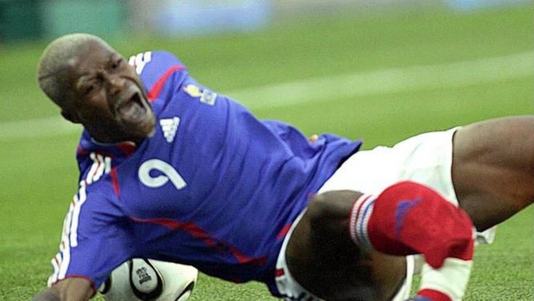 Травма Джибриля СИССЕ. Фото goal.com Травма Джибриля СИССЕ. Фото goal.com