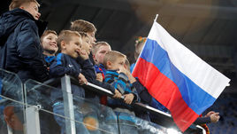 С чего все взяли, что российский флаг нельзя приносить на трибуны во время Олимпиады?