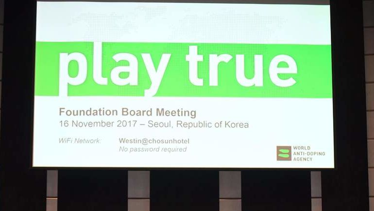 Своим решением МОК легализует допинг в России? Фото AFP Своим решением МОК легализует допинг в России? Фото AFP