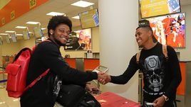 Четверг. Шереметьево. ЛУИЗ АДРИАНУ и ПЕДРО РОША.