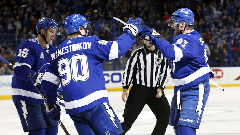 Ондржей ПАЛАТ (№18), Владислав НАМЕСТНИКОВ (№90) и Стивен СТЭМКОС. Фото USA Today Ондржей ПАЛАТ (№18), Владислав НАМЕСТНИКОВ (№90) и Стивен СТЭМКОС. Фото USA Today