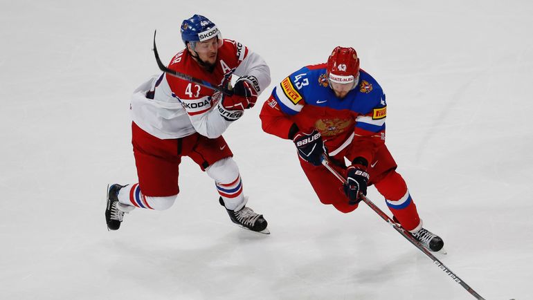 Ян КОВАРЖ (слева, против неприглашенного МОК на Олимпиаду Валерия НИЧУШКИНА). Фото AFP Ян КОВАРЖ (слева, против неприглашенного МОК на Олимпиаду Валерия НИЧУШКИНА). Фото AFP