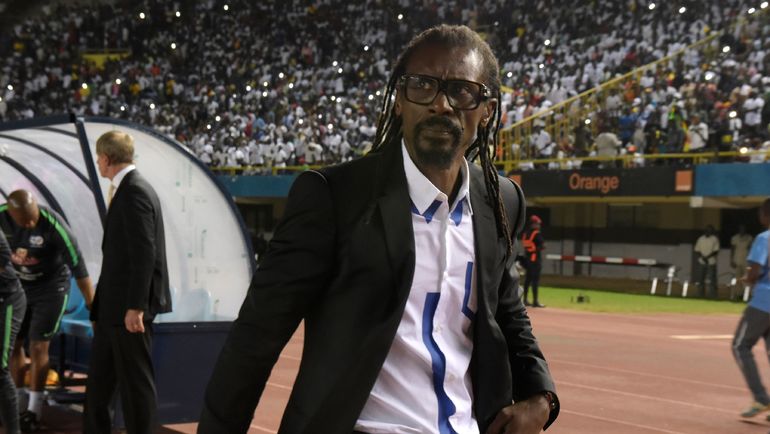 Главный тренер сборной Сенегала Алиу СИССЕ. Фото AFP Главный тренер сборной Сенегала Алиу СИССЕ. Фото AFP