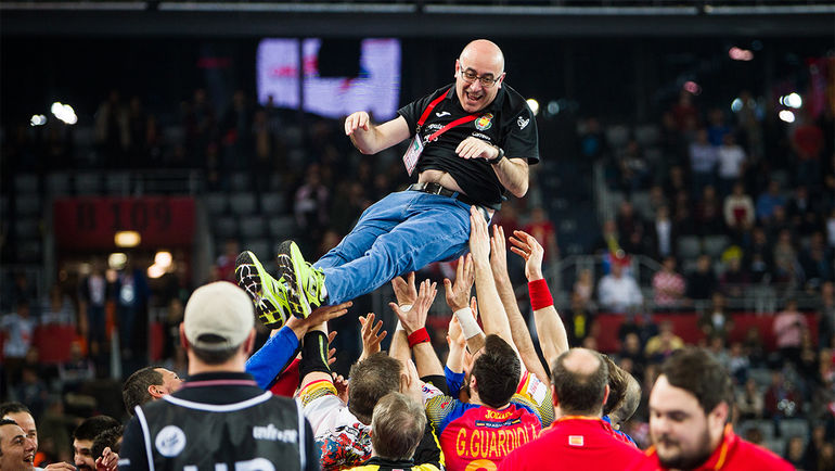 Хорди РЕБЕРА на небывалой высоте. Фото cro2018.ehf-euro.com Хорди РЕБЕРА на небывалой высоте. Фото cro2018.ehf-euro.com