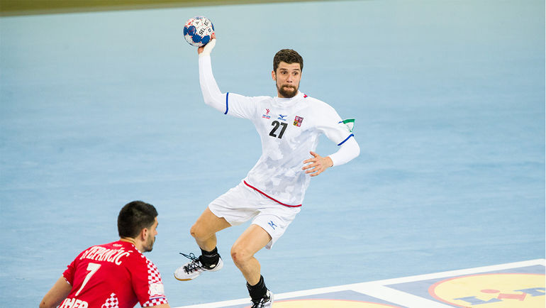 Лидер сборной Чехии и лучший снайпер чемпионата Ондржей ЗДРАГАЛА. Фото cro2018.ehf-euro.com Лидер сборной Чехии и лучший снайпер чемпионата Ондржей ЗДРАГАЛА. Фото cro2018.ehf-euro.com