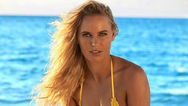 Каролин ВОЗНЯЦКИ.