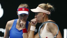 Елена Веснина: "Хотели сыграть в Питере пару, но у нас не осталось сил"