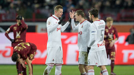 Москва бьет рекорды. Петербург обходит Краснодар