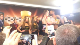 Взвешивание перед боем Гассиев – Дортикос