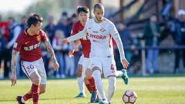 Сегодня. Марбелья. "Спартак" - "Хэбэй" - 1:2. Новичок красно-белых Софьян ХАННИ (№ 40).