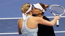 Сегодня. Санкт-Петербург. Тимеа БАЧИНСКИ и Вера ЗВОНАРЕВА.