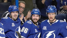 Четверг. Тампа. "Тампа-Бэй" -"Ванкувер" - 5:2. Никита КУЧЕРОВ (№ 86) прервал свою безголевую серию.