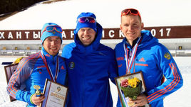 Сергей УСТЮГОВ (в центре) приглашения МОК на Олимпиаду не получил. Надежда - на Алексея ЧЕРВОТКИНА (слева) и Александра БОЛЬШУНОВА.
