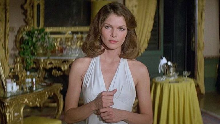 Лоис ЧАЙЛЗ. Лоис ЧАЙЛЗ.