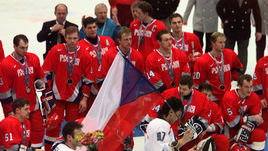 Сборная России после проигранного чехам финала Олимпиады-1998.