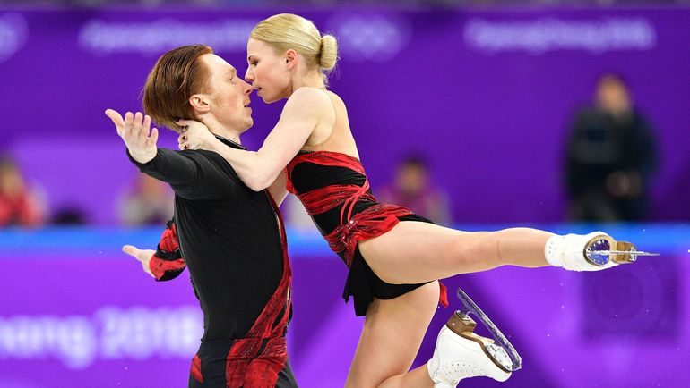 Владимир МОРОЗОВ и Евгения ТАРАСОВА. Фото AFP Владимир МОРОЗОВ и Евгения ТАРАСОВА. Фото AFP