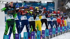 Сегодня. Пхенчхан. Дарья ДОМРАЧЕВА (слева).