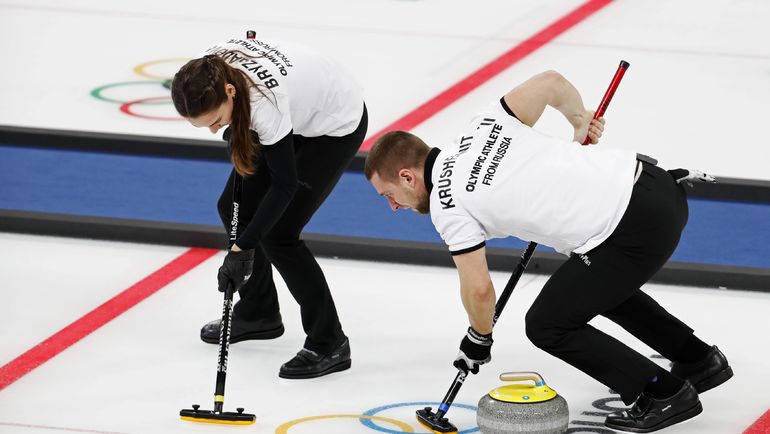 Анастасия БРЫЗГАЛОВА и Александр КРУШЕЛЬНИЦКИЙ. Фото REUTERS Анастасия БРЫЗГАЛОВА и Александр КРУШЕЛЬНИЦКИЙ. Фото REUTERS
