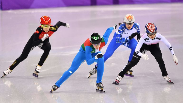 Софья ПРОСВИРНОВА (вторая справа). Фото AFP Софья ПРОСВИРНОВА (вторая справа). Фото AFP