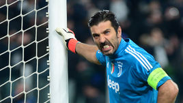 Вторник. Турин "Ювентус" - "Тоттенхэм" - 2:2. Ошибка Джанлуиджи БУФФОНА стоила его команде победы.