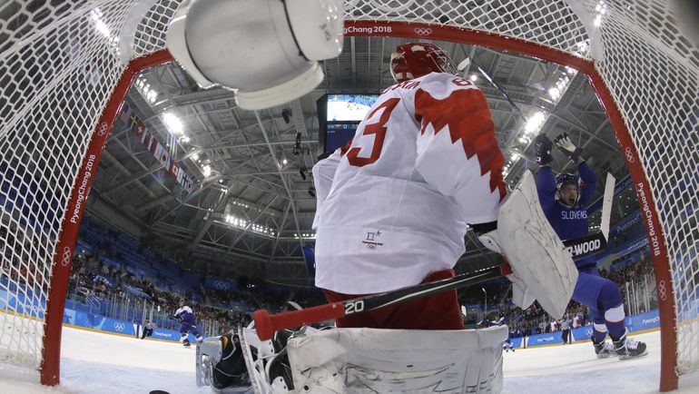 Вратарь сборной России Василий КОШЕЧКИН. Фото AFP Вратарь сборной России Василий КОШЕЧКИН. Фото AFP