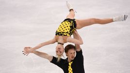 Четверг. Пхенчхан. Евгения ТАРАСОВА и Владимир МОРОЗОВ стали четвертыми.