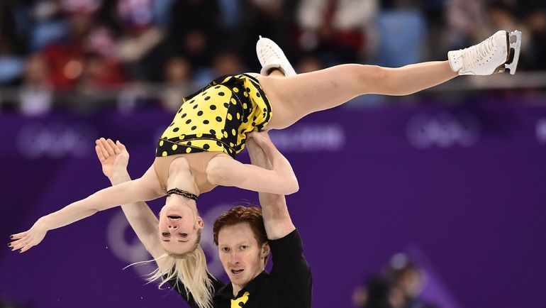 Четверг. Пхенхчан. Евгения ТАРАСОВА и Владимир МОРОЗОВ. Фото AFP Четверг. Пхенхчан. Евгения ТАРАСОВА и Владимир МОРОЗОВ. Фото AFP