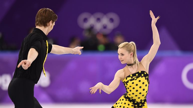 Четверг. Пхенхчан. Евгения ТАРАСОВА и Владимир МОРОЗОВ. Фото AFP Четверг. Пхенхчан. Евгения ТАРАСОВА и Владимир МОРОЗОВ. Фото AFP