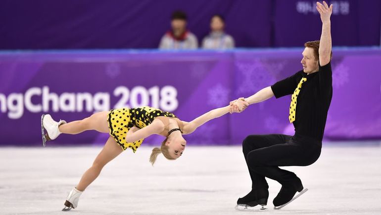 Четверг. Пхенхчан. Евгения ТАРАСОВА и Владимир МОРОЗОВ. Фото AFP Четверг. Пхенхчан. Евгения ТАРАСОВА и Владимир МОРОЗОВ. Фото AFP