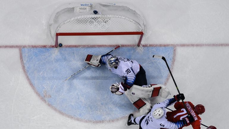 Суббота. Пхенчхан. Россия - США - 4:0. Первый гол Николая ПРОХОРКИНА. Фото REUTERS Суббота. Пхенчхан. Россия - США - 4:0. Первый гол Николая ПРОХОРКИНА. Фото REUTERS