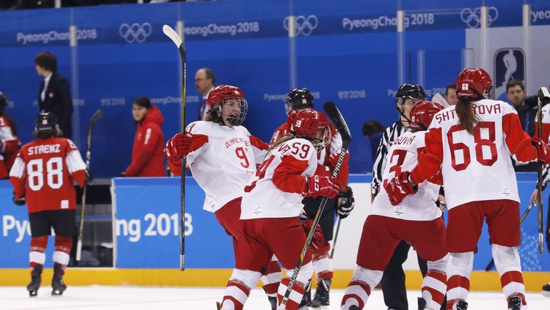 Женская сборная России - впервые в полуфинале Олимпиады. Фото REUTERS Женская сборная России - впервые в полуфинале Олимпиады. Фото REUTERS